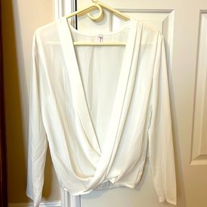White long sleeve blouse